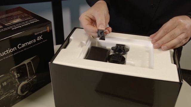 Unboxing the Blackmagic Production Camera 4K смотреть онлайн
