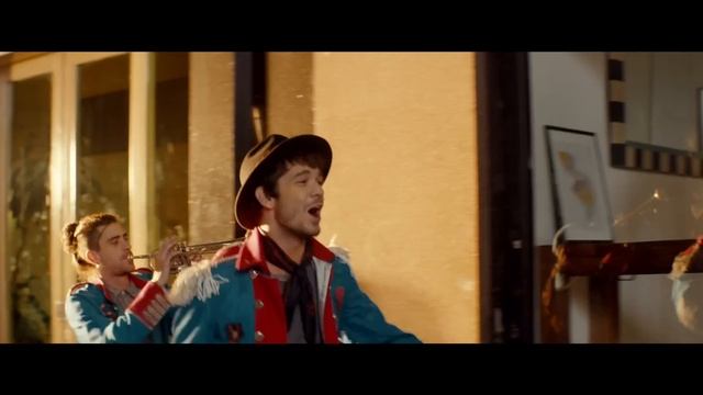 Light Is Life | Windex® смотреть онлайн