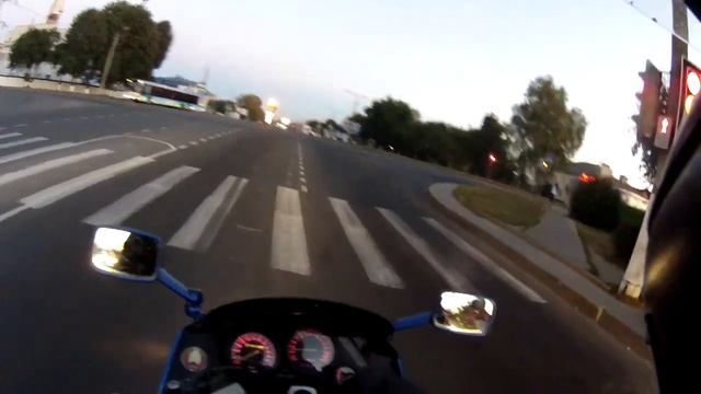 ЗАРУБА/Kawasaki ZZR600 vs Kawasaki ZZR600/МотоСезон 2016 смотреть онлайн
