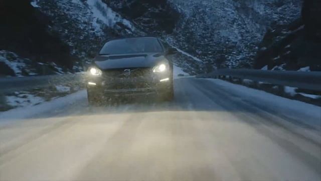 Volvo S60 Cross Country смотреть онлайн
