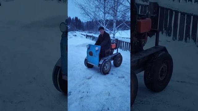 Бортоповоротный минитрактор, проверка диагонального вывешивания смотреть онлайн
