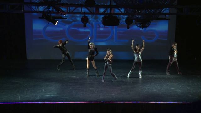 CODE 5 - LIVE at NRG Dance Project (Phoenix) - Part 1: Intro/"Boys"/"Quack" смотреть онлайн