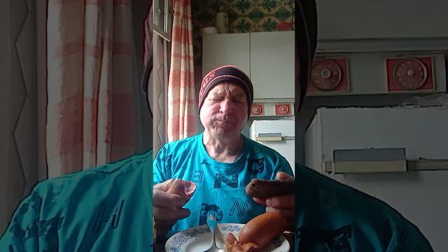 На обзор сардельки говяжье без свинины из продовольственного магазина ем у бати в гостях смотреть онлайн