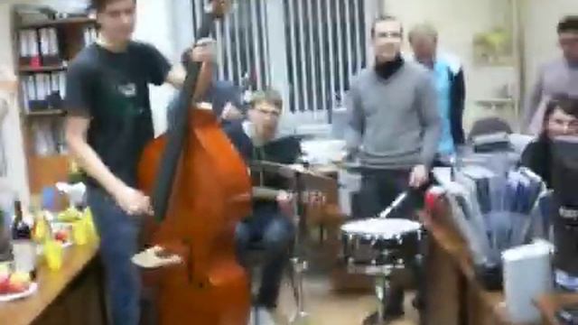 За милых дам - квартет "ПВА- ДЖАЗ БАНД" смотреть онлайн