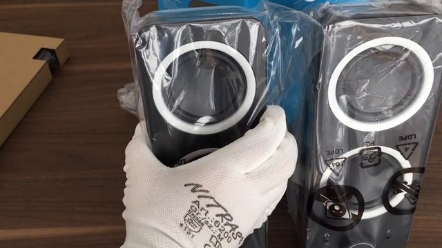 Logitech Z200 - Unboxing смотреть онлайн