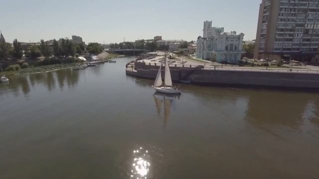 Яхты Астраханского яхт-клуба. Яхта "Санкт Петербург" проект "Картер 30" смотреть онлайн