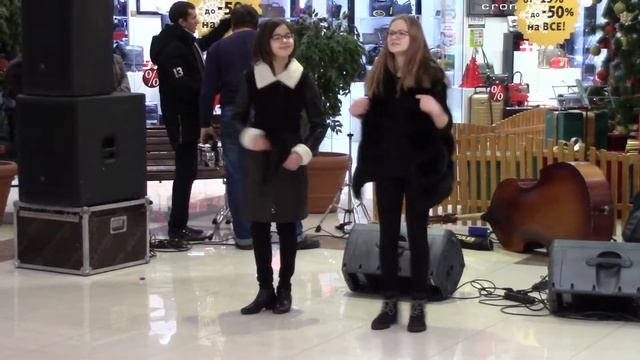 Аврора-молл, коллекция одежды "Мехамания" / Aurora Moll, "Mekhamania " clothes collection смотреть онлайн