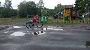 как сделать из велека и бутылки мотоцикл