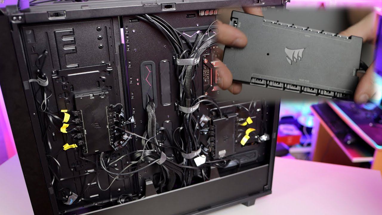 Контроллер подсветки Corsair iCUE COMMANDER CORE XT смотреть онлайн