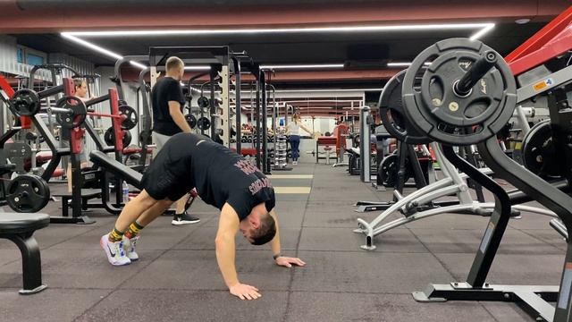 Отжимания вниз головой с пола смотреть онлайн