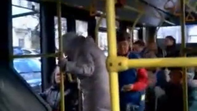 Киев Украина Март 2015 Киевский троллейбус номер 38 ст.М Арсенальная - Парк Славы Март 2015 смотреть онлайн