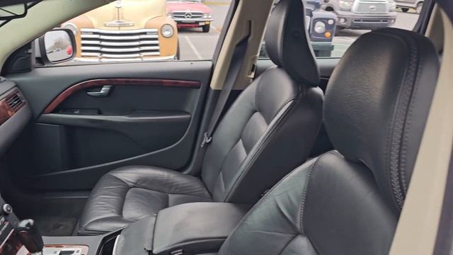 2008 Volvo XC70- Cold Start/Walk Around смотреть онлайн