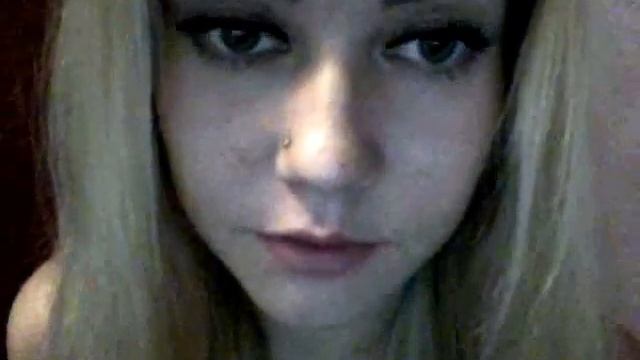 Хотела сфоткаться на вебку, нечаяно нажала запись:D смотреть онлайн