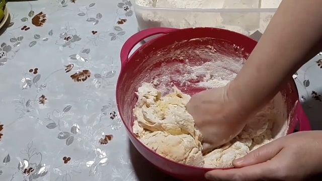 Быстрая выпечка/ Как сделать масло/собираю урожай в июне смотреть онлайн