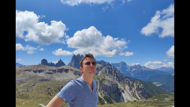 STEFAN MOSER: "Wer du bist" смотреть онлайн