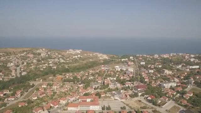 Панорамна разходка над град Бяла, обл. Варна/Panoramic view of city of Byala, Bulgaria смотреть онлайн