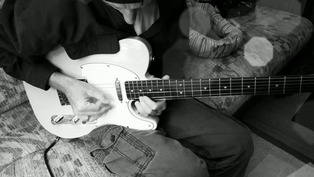SQUIER BULLET SERIES TELECASTER//Yet another Atmos Blues Couch Session смотреть онлайн