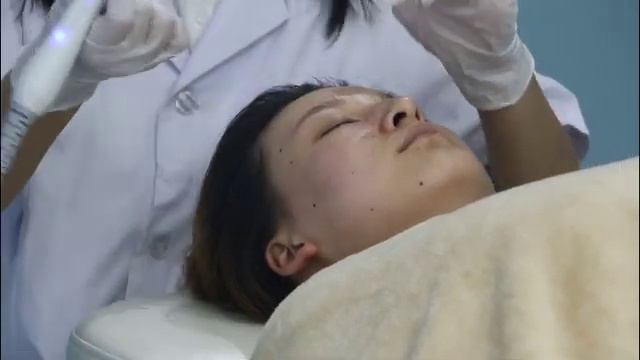 Hydrogen Oxyen 6 In 1 Hydrafacial Machine