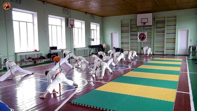 Капоэйра, центр каратэ Сатори в гостях у Клуба Рейз - 1 часть смотреть онлайн