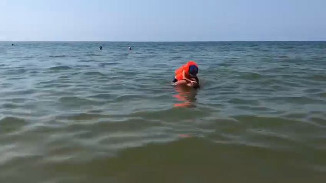 С сыном на море. смотреть онлайн