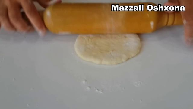 ВКУСНЕЙШИЕ ПИРОЖКИ С КАПУСТОЙ БЕЗ ДРОЖЖЕЙ/ ПИРОЖКИ НА СКОРУЮ РУКУ/ ГОТОВИМ С MAZZALI OSHXONA. смотреть онлайн