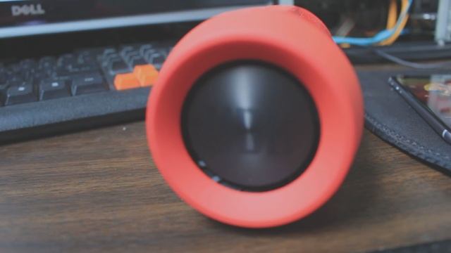 Harman JBL Charge 2 Plus - Subwoofer & Bass Sound Review смотреть онлайн