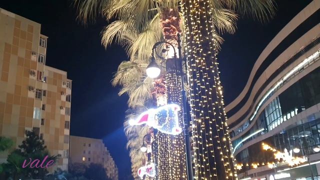 Городские ёлки и новогодние инсталляции в Сочи смотреть онлайн