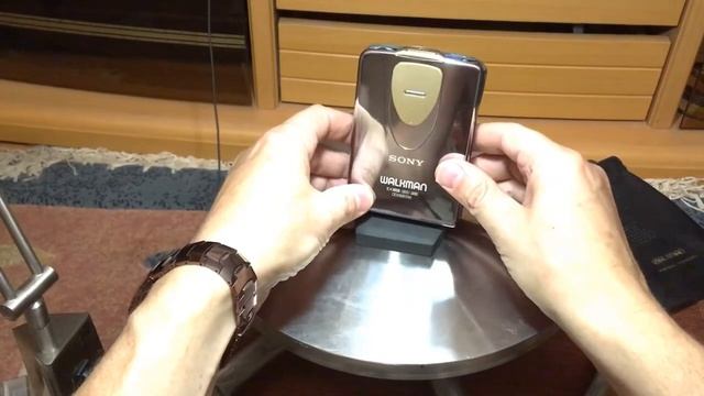 SONY WM-EX1HG смотреть онлайн