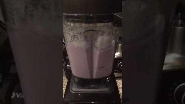 Vitamix Explorian Blender Review | Christmas Gift 2019 смотреть онлайн