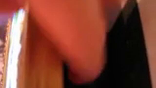 Картина в багете с подсветкой и звуком "Водопад и птички" смотреть онлайн