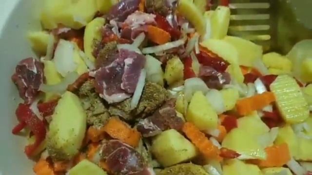 Мясо с овощами в рукаве смотреть онлайн