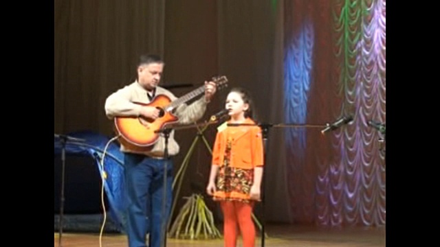 Танечка поёт песню про лягушек смотреть онлайн