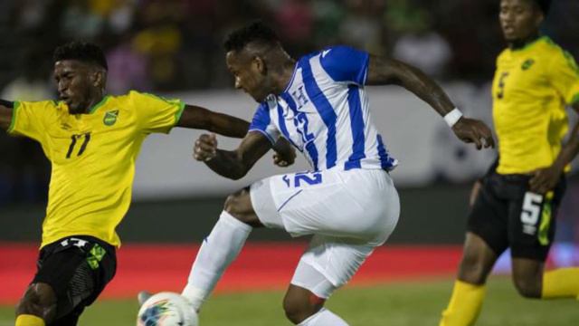 Rubilio Castillo llega como refuerzo a Fútbol sudamericano y Joven Hondureño llega a Club grande. смотреть онлайн