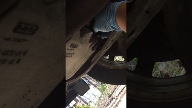 2011 Ford Edge oil change. смотреть онлайн