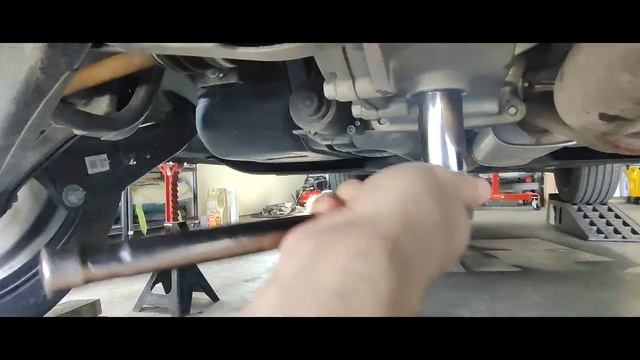 Kia Seltos AWD Rear Differential Fluid Change смотреть онлайн