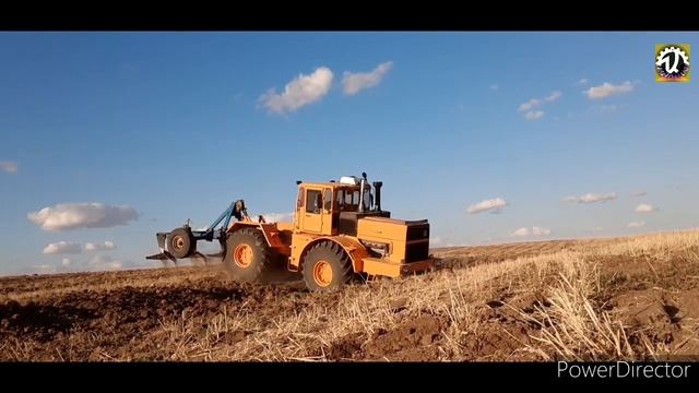 К-700а.Зябь2021.ровняю поле.прогулка с собакой.#АЛЕКС_ЮСТАСУ #зябь2021 #трактор #лабрадор #прогулка смотреть онлайн