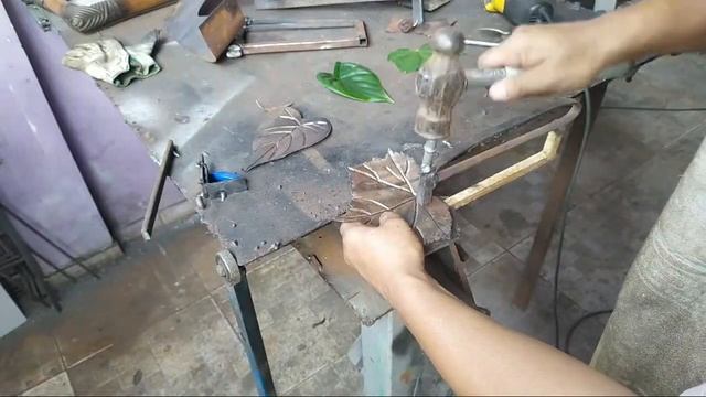 Como Fazer Folhas De Ferro #artesemmetal смотреть онлайн
