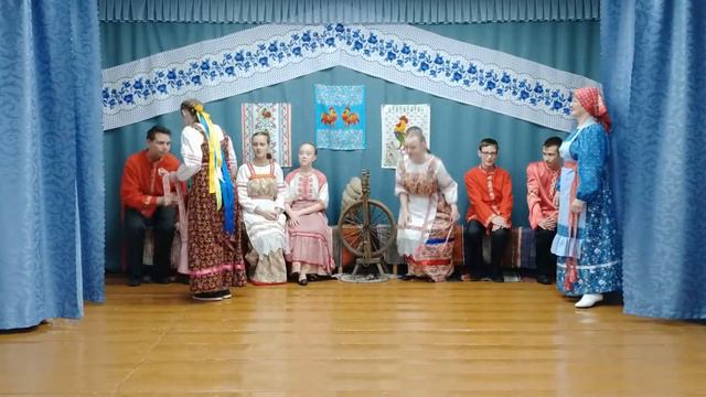 Ансамбль "Задоринки". Русская народная игра "Игра с поясом" смотреть онлайн