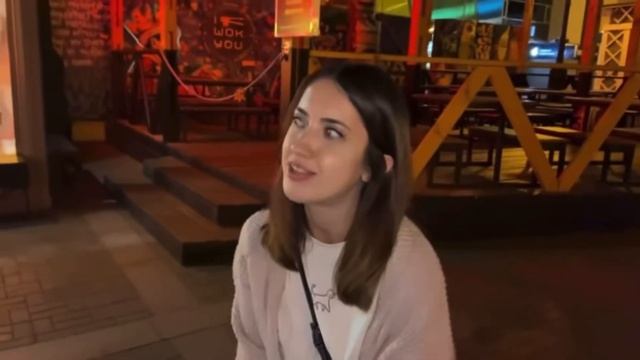 САДИШЬСЯ НА ЛИЦО? смотреть онлайн