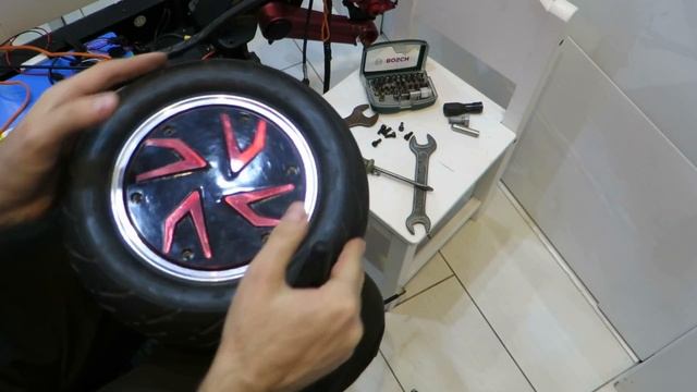 Установка датчиков магнитного поля (Холла) в мотор-колеса Kugoo G-Booster смотреть онлайн