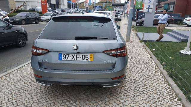 Skoda Superb Sportline 2.0TDI 190cv - Review em PT смотреть онлайн