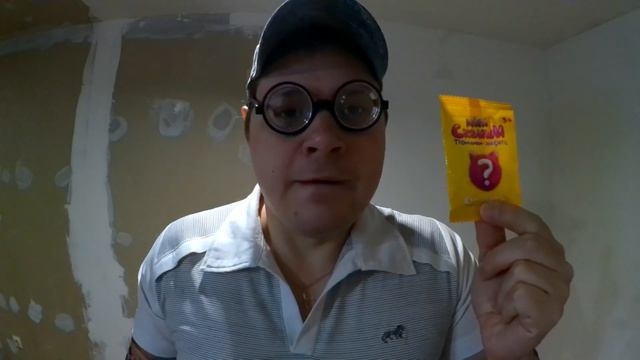 ЧТО В ПАКЕТИКЕ ? МИНИ СКВИШИ ПОНЧИКИ ЗВЕРЯТА ИГРУШКИ ИЗ КБ ЗА 19.99 РУБЛЕЙ КРАСНОЕ И БЕЛОЕ смотреть онлайн