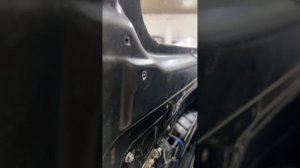 Правая боковая сдвижная дверь Hyundai H-1 Grand STAREX стеклопластик