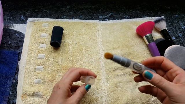 Дезинфекция и уход за кистями. Кисти от Dior до Essence.