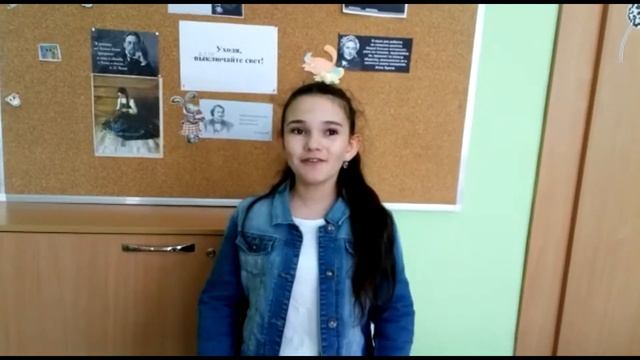 #страначитающая Котова Виктория читает стихотворение Афанасия Фета "Ландыш" смотреть онлайн