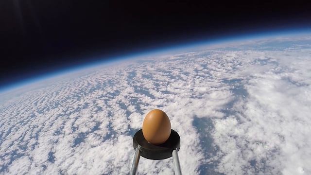 Dropping an EGG from SPACE! Will it survive? смотреть онлайн