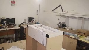 Как крепится вытяжка в навесной шкаф.