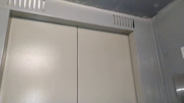 Лифт по адресу: Саратовская 33 подъезд 2, город Вольск, серия дома: 1-464Д-83, лифт (ТЛМ-2008 г.в) смотреть онлайн