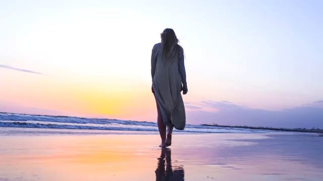 Oleg Byonic - Light Up The Sky смотреть онлайн