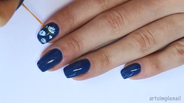 Дизайн ногтей и рисунки на ногтях: Синий маникюр Цветы | Blue Acrylic Nails With Flowers смотреть онлайн
